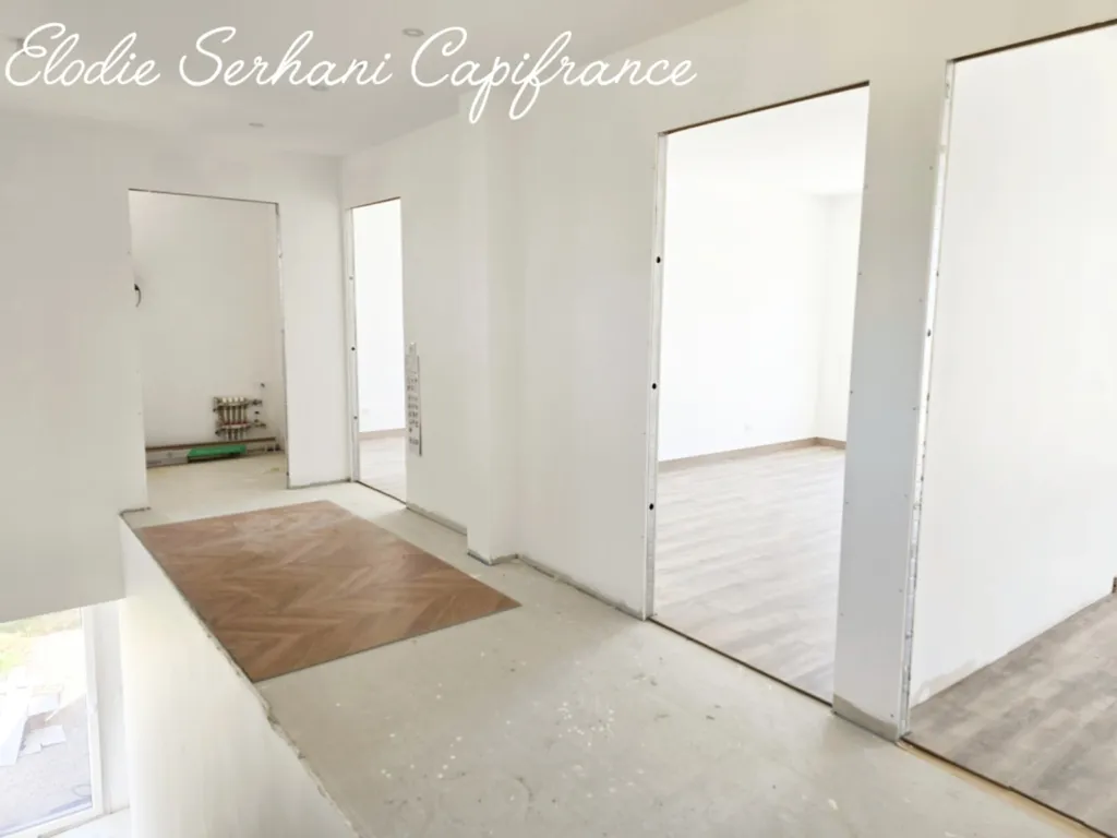 Esik - Contemporary House with Terraces in Sevenans