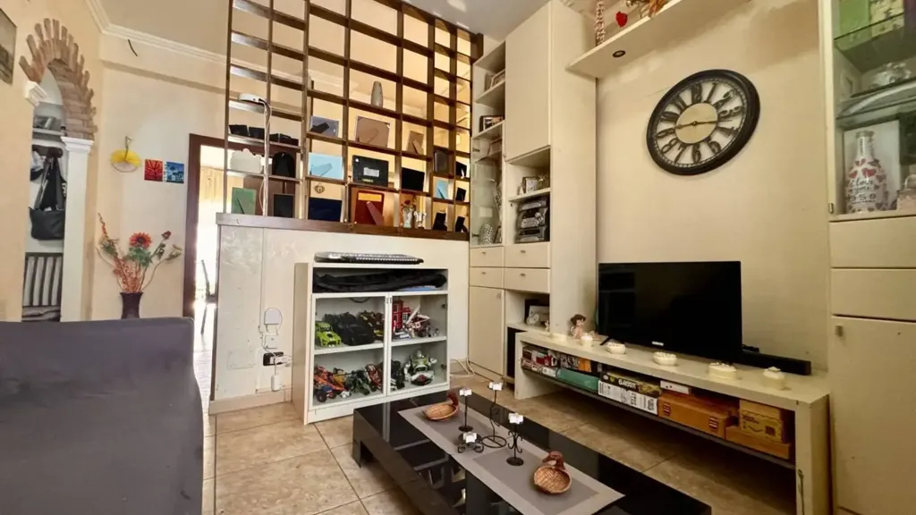 Séjour - Rearranged Apartment with Balcony in Ancona