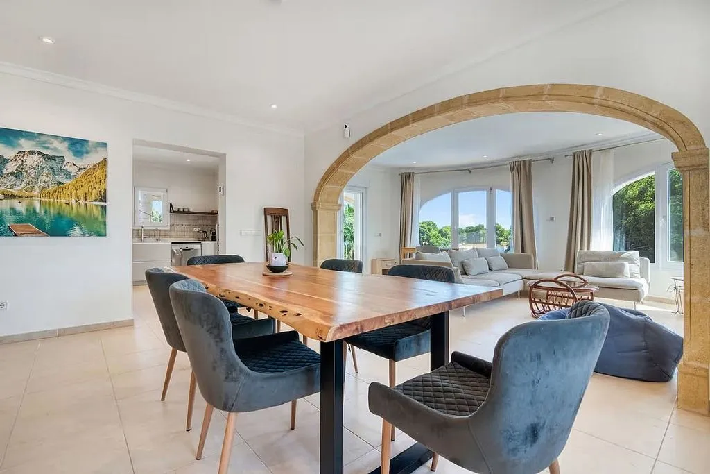 Dining Room - Chalet with Sea View and Pool in Cap Martí