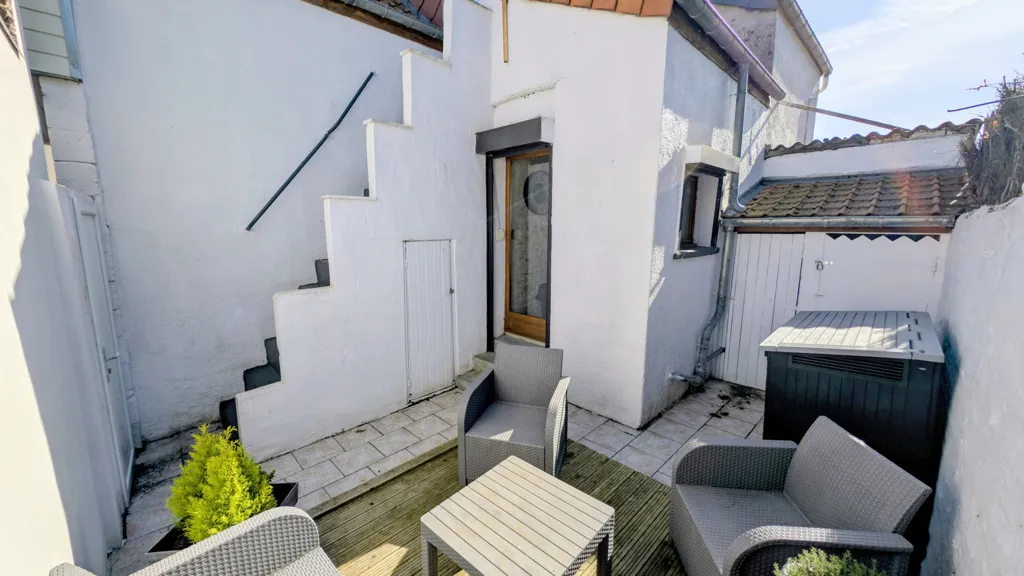 courtyard