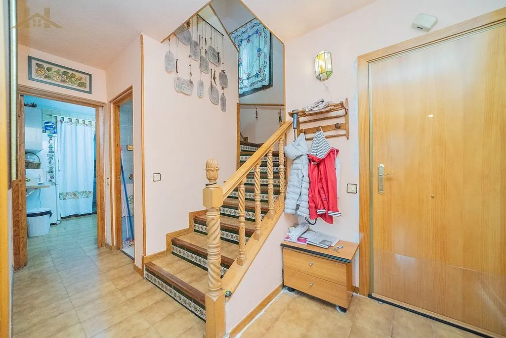 Pièces - Corner Semi-detached with Pool in Dehesa – El Soto