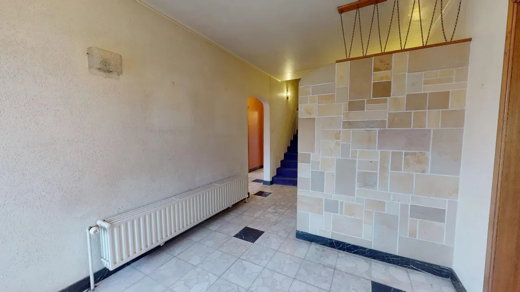 Entrée - Maison avec Jardin et Cheminée à Halanzy
