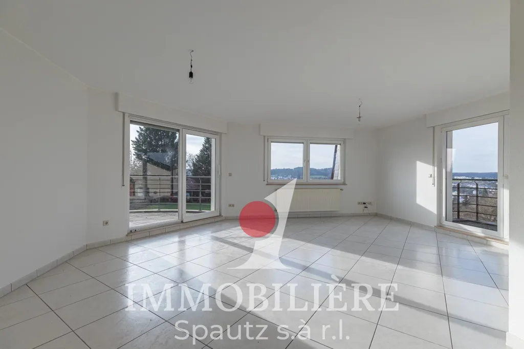 Séjour - Appartement dernier étage avec vue dégagée à Junglinster