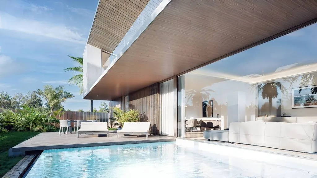 Piscina - Luxury Villa with Mountain Views in Marbella