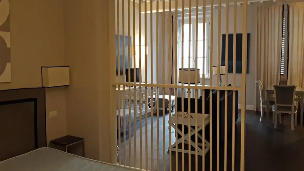 Magamistoad - Modernised 2-Bedroom Flat in Florence