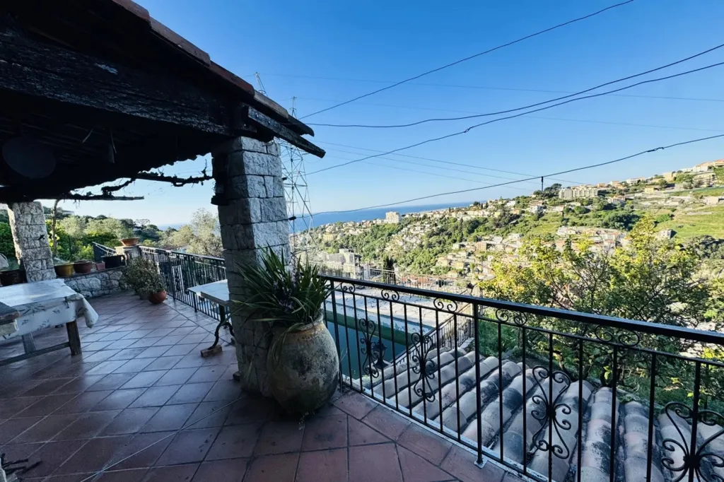 Terrass - Villa with Pool on Magnan Corniche, Nice