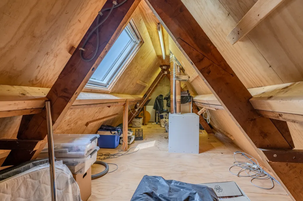 Rooms - Detached House with Garden in Oene