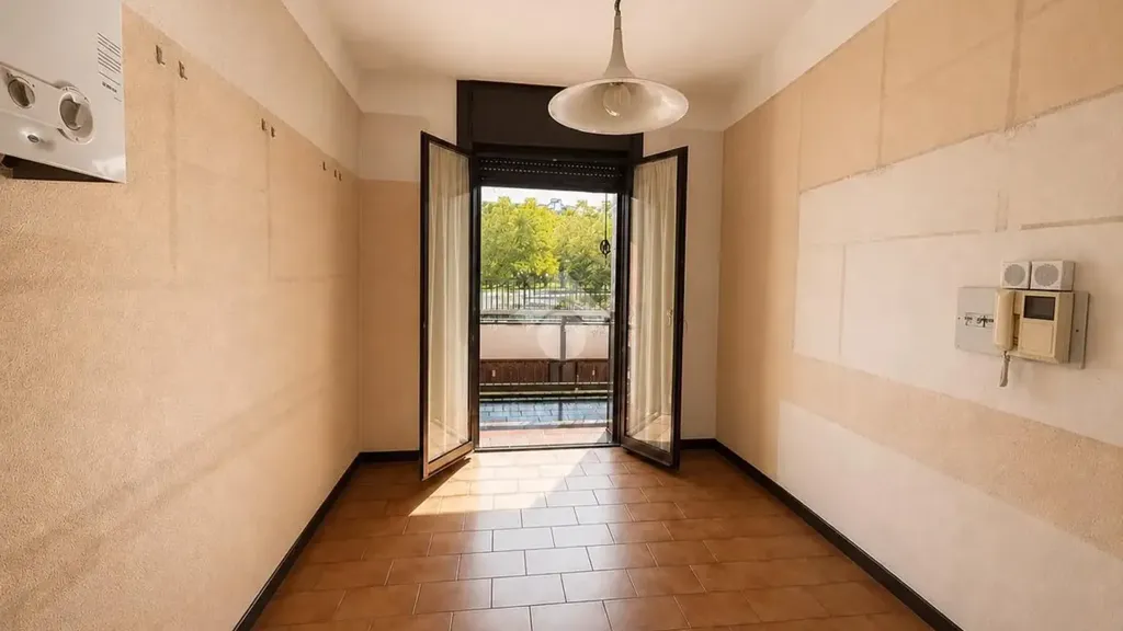 Entrée - Apartment with Three Entrances in Basiglio