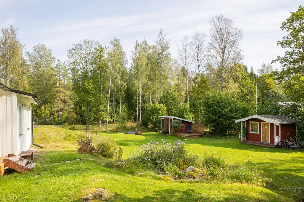 Jardin - Renovated House with Boat Access in Sandika