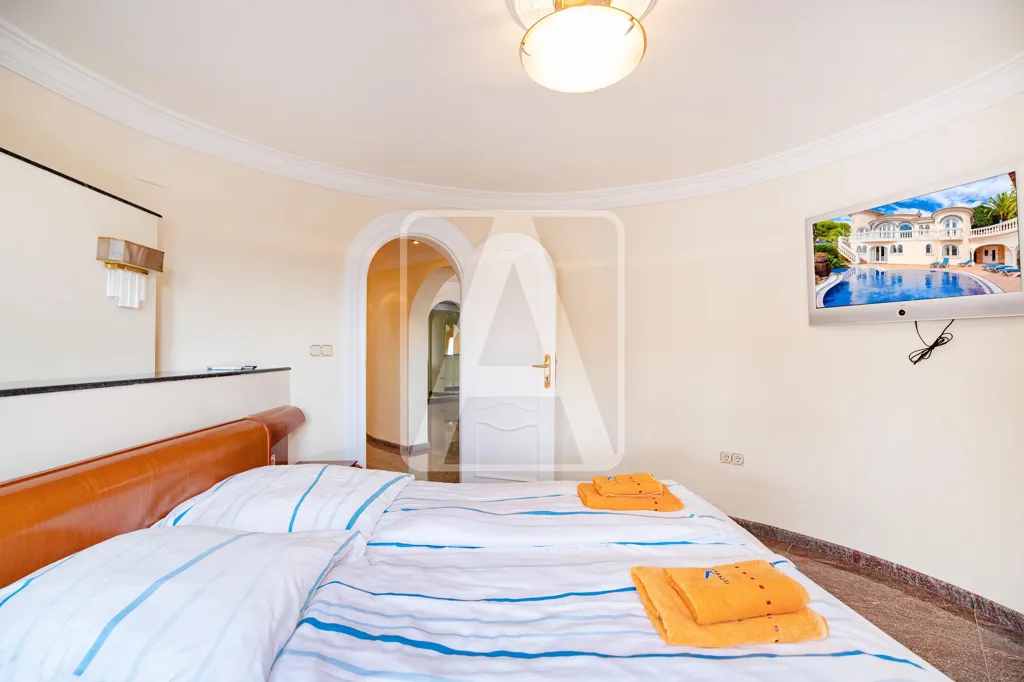 Chambres - Luxury Villa with Sea Views in Benissa