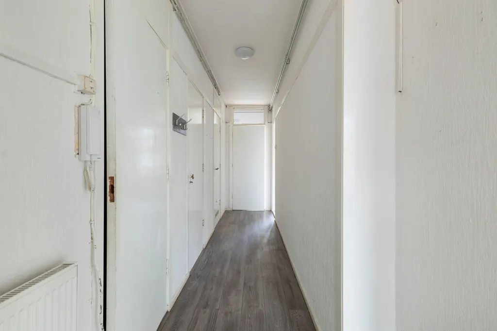 hallway_entrance