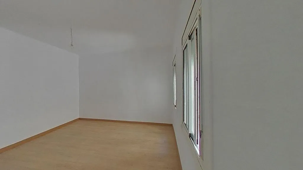 Toad - 3-Bedroom Apartment in Mollet del Vallès
