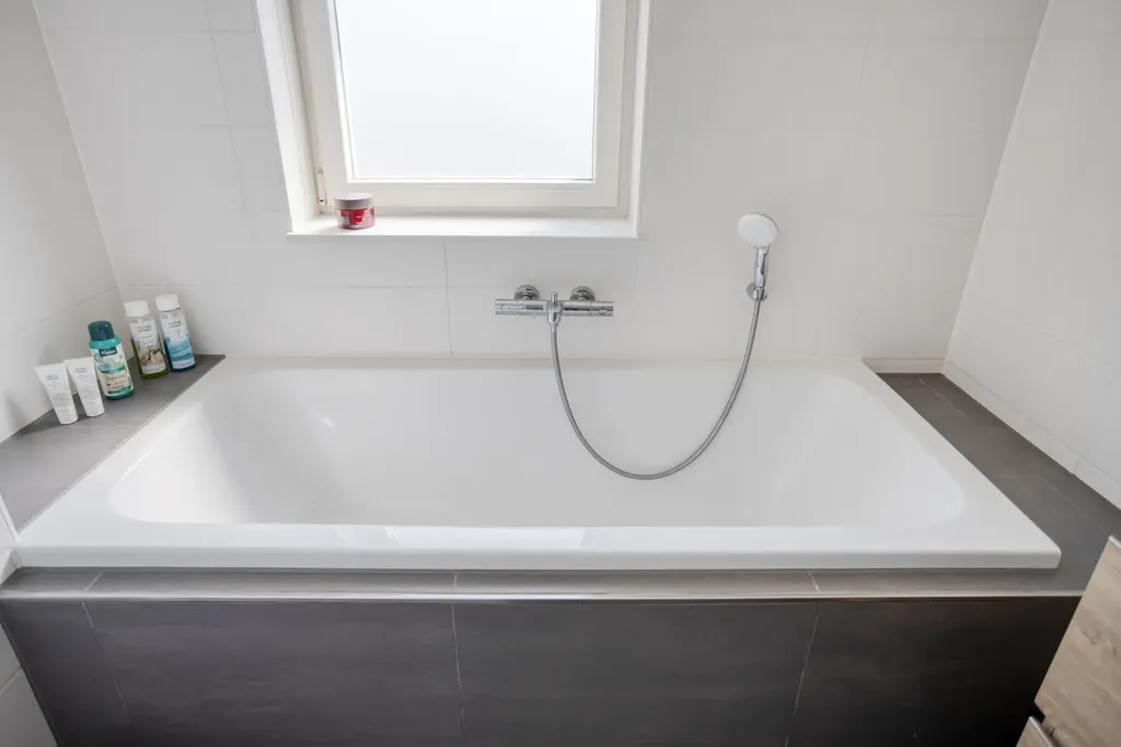 Salles de bain - Spacious House with Garden in Oud Gastel