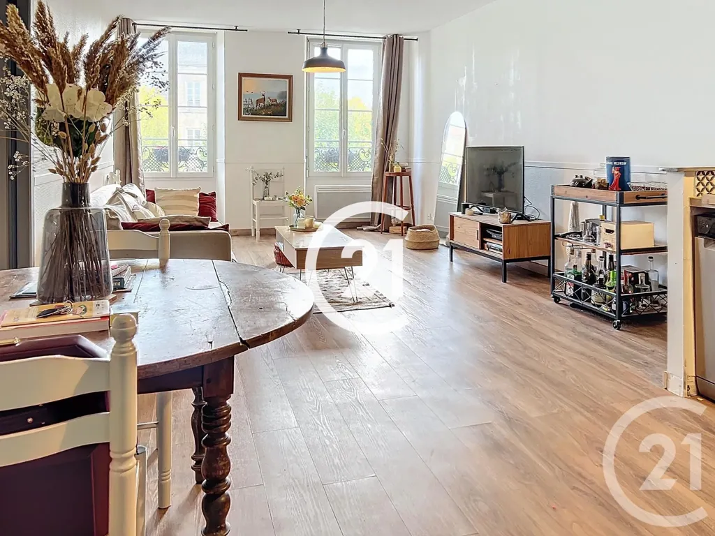 Séjour - Appartement F3 avec Chauffage Individuel à Cognac