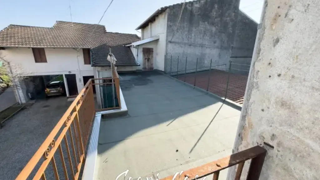 Balcony - Detached House with Garden in Mezzomerico