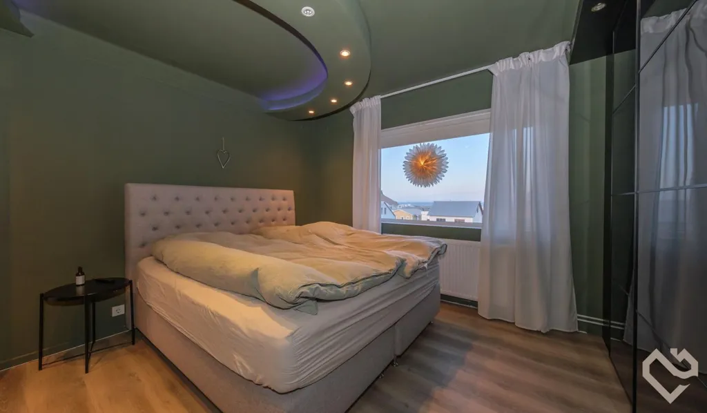 Camere da letto - Three-Storey House with Unique View in Vestmannaeyjar