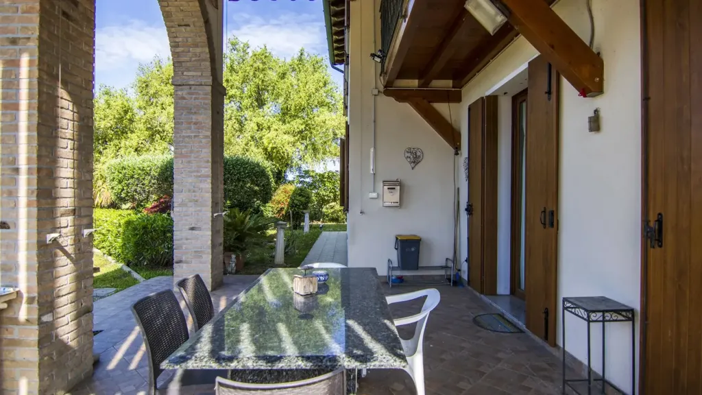 Terrasse - Villa with Garden and Caminetto in Codevigo