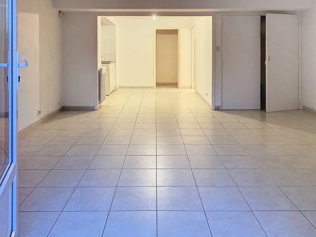 Pièces - Studio avec Terrasse à La Ciotat