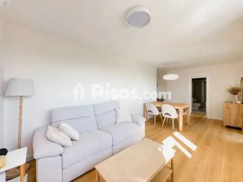 Elutuba - Modernised 1-Bed Flat with Garage in La Paz