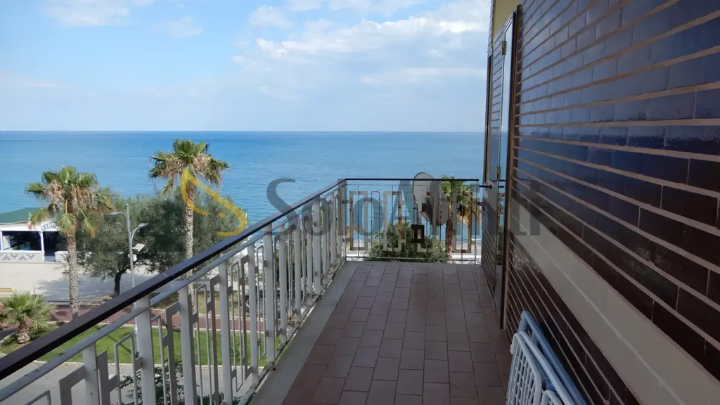 Balcon - Apartment with Sea View in Catanzaro Lido
