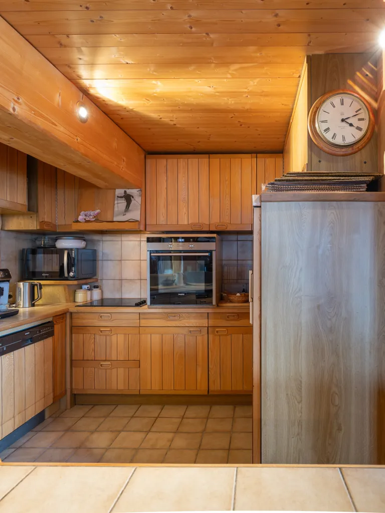 Kitchen - Charming Apartment with Mountain View in Courchevel 1850