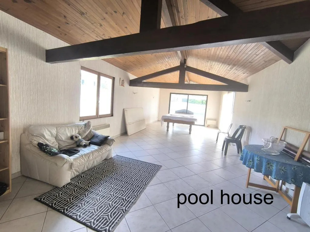 Séjour - Maison avec Piscine et Pool House à Pompignan