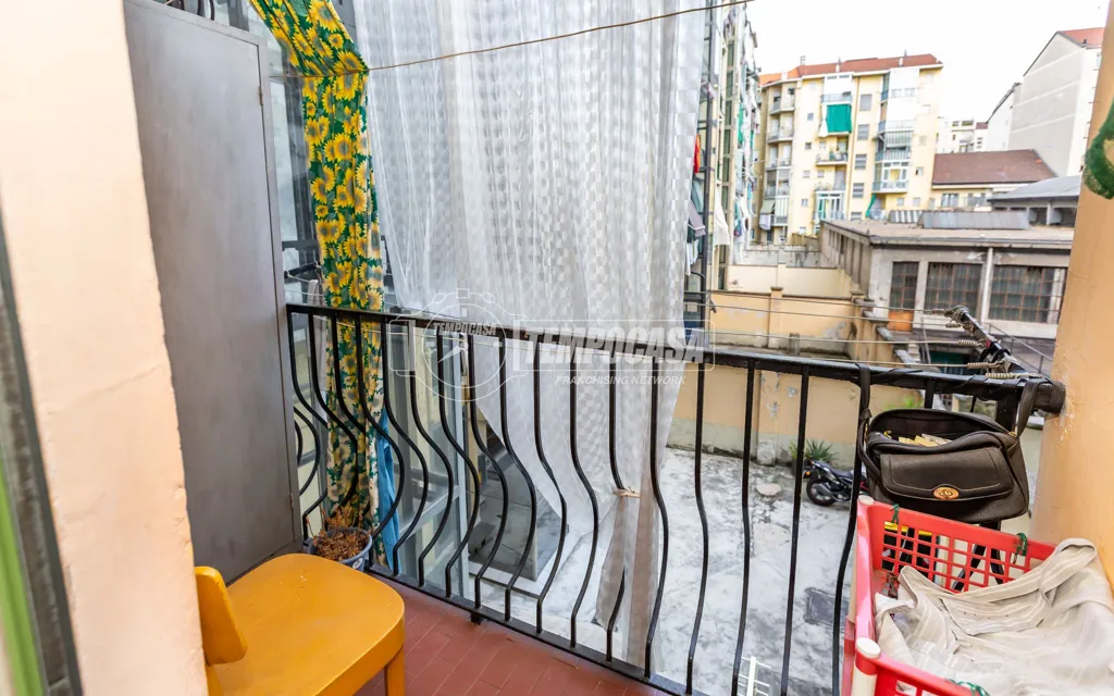 Balcone - Trilocale with Balcony in Torino