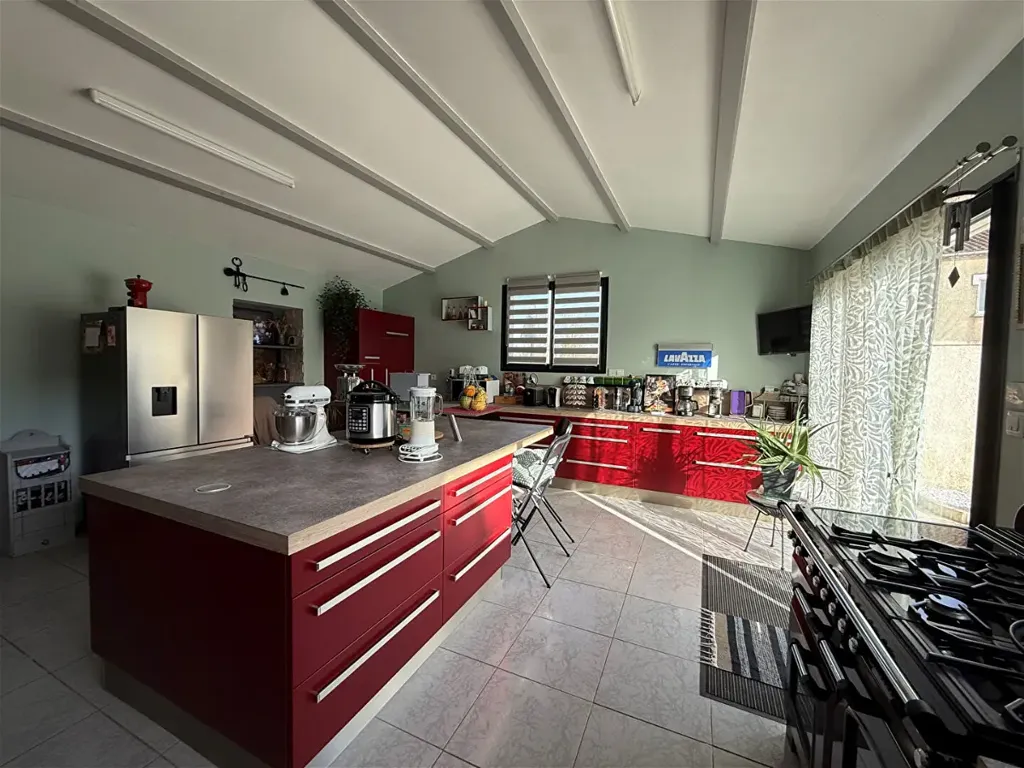 6-room house in Surgeres