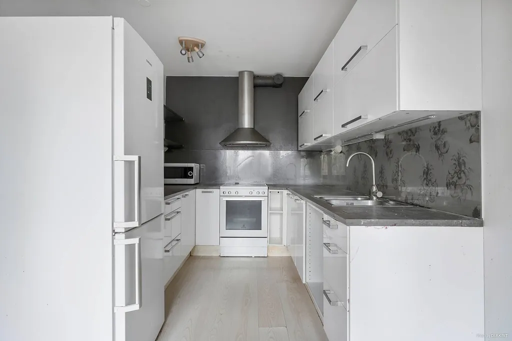 Kitchen - Apartment with Balcony in Stockholm