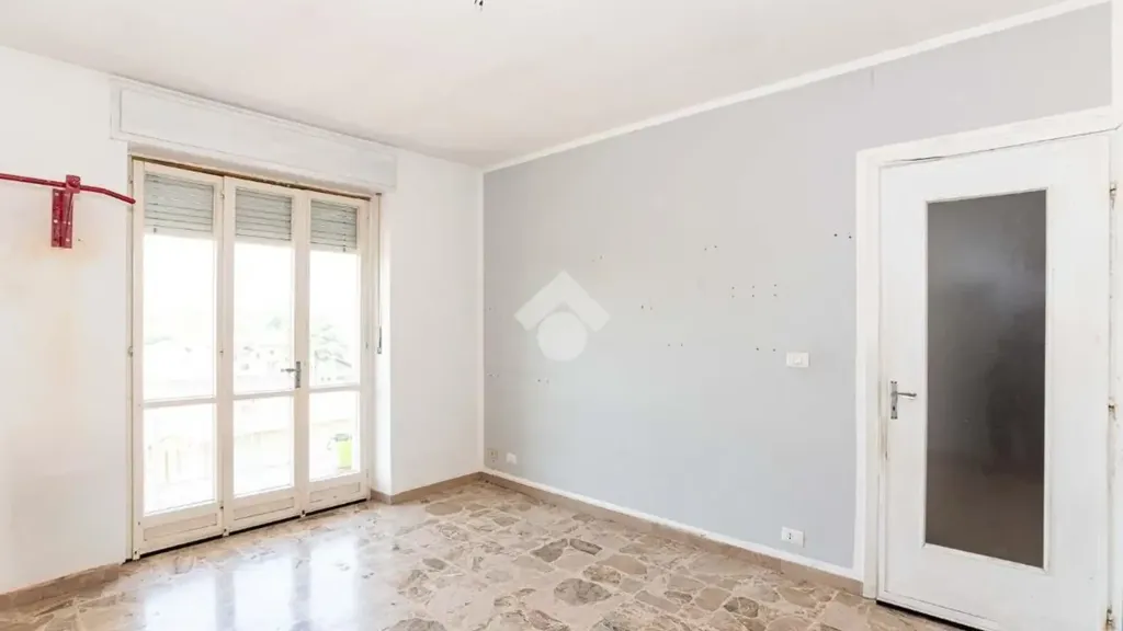 Rooms - Apartment with Alpine View in Cirie'