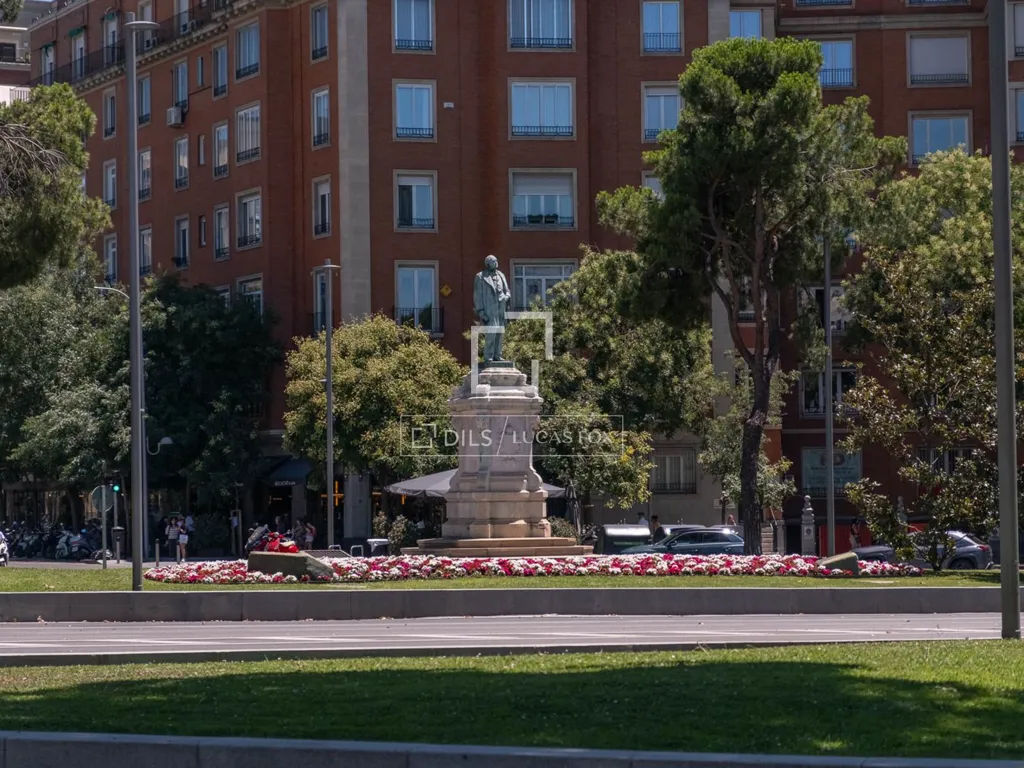 Luxury Apartment with Air Conditioning in Madrid