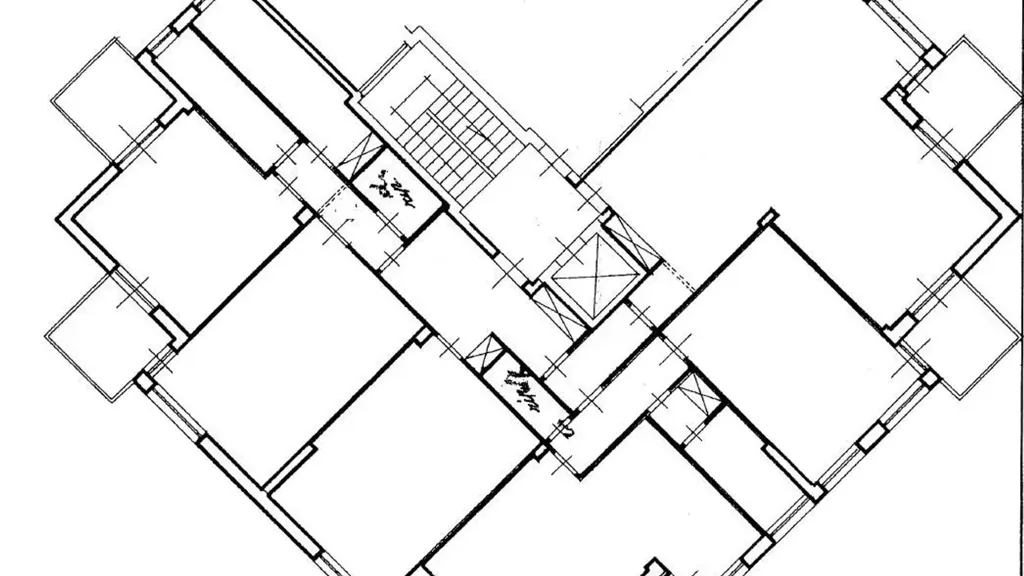 Plan - Spacious Apartment with Balconies in Caserta