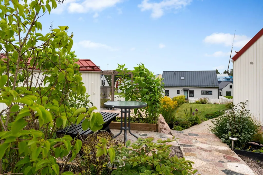 Jardin - Bungalow with Garden in Ljusterö