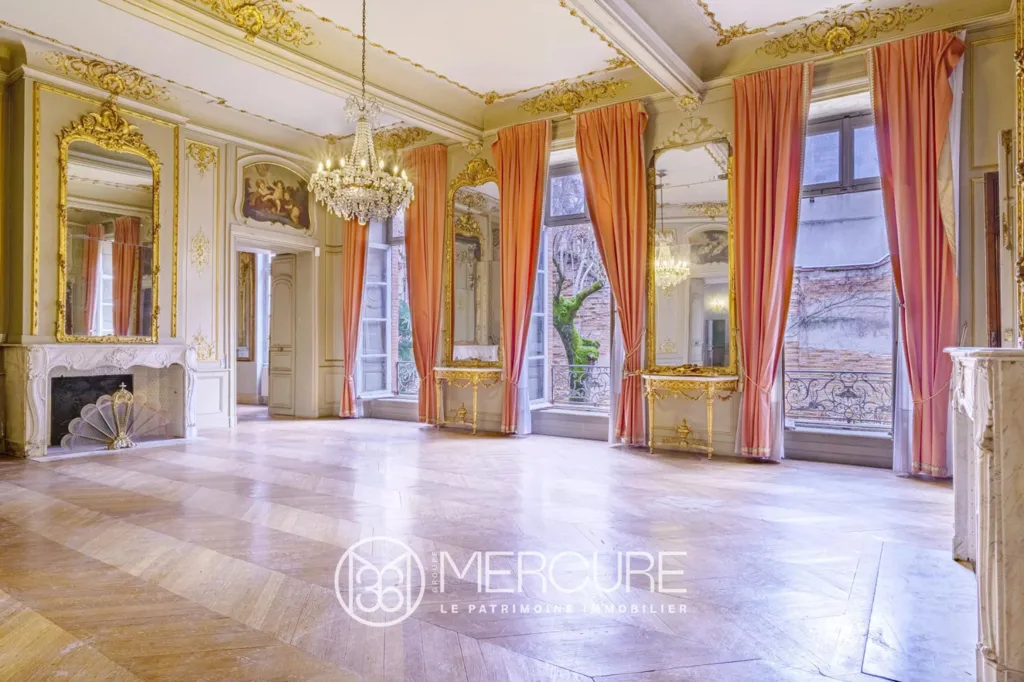 Séjour - Appartement d'exception à rénover au cœur de Toulouse