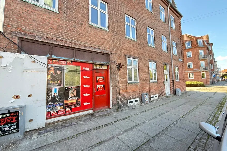 Välivaade - Commercial Space with Customisation in Ø-gade Quarter