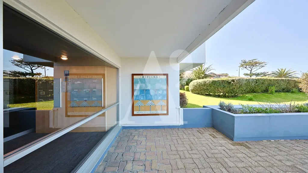 Terrasse - Appartement Contemporain avec Vue Océan à Biarritz