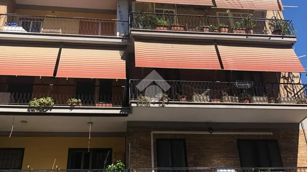 Välivaade - Spacious Apartment with Balcony in Marino