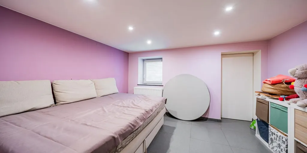 Magamistoad - Charming House with Courtyard in Evere