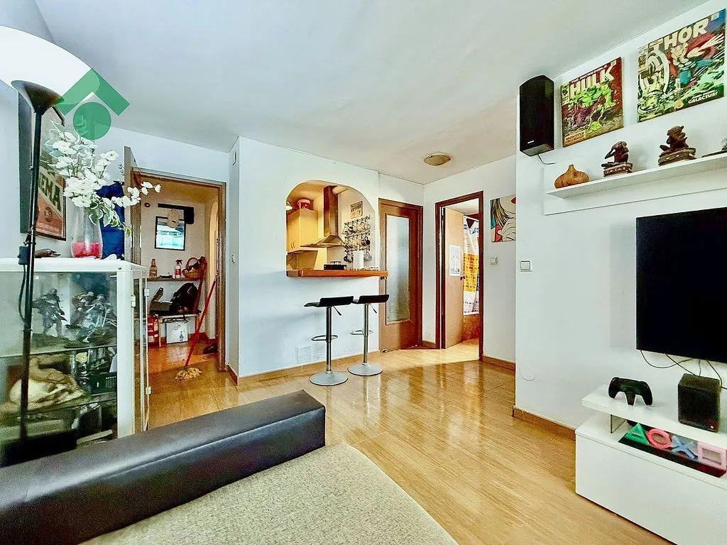 Elutuba - Reformed Flat with Lift in Almuñecar Centre