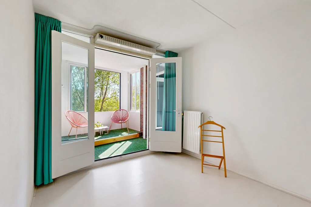 Magamistoad - Apartment with South Balcony in Amsterdam-Oost