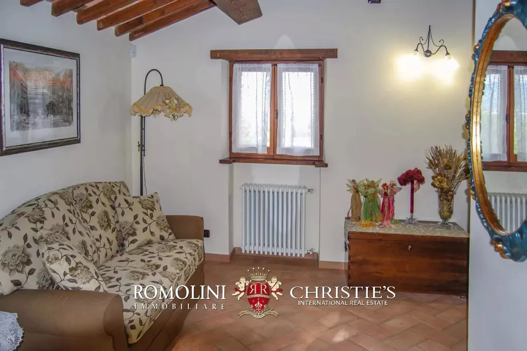 Elutuba - Estate with Vineyard in Anghiari, Tuscany