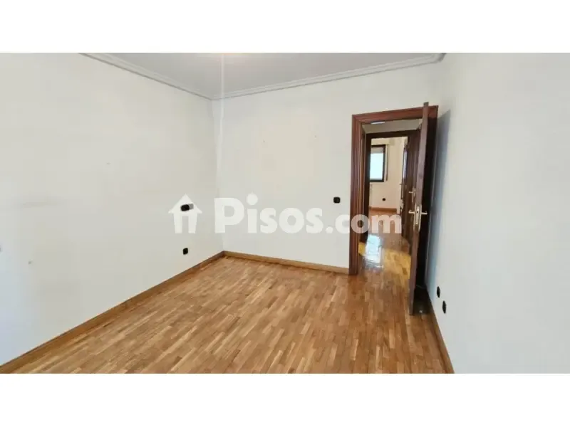 Stanze - Flat with Balcony in Salamanca, Madrid