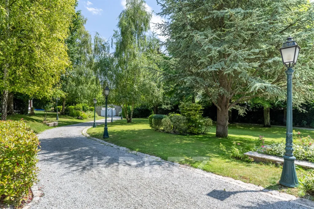 Jardin - Propriété de Caractère avec Piscine à Neauphle-le-Vieux