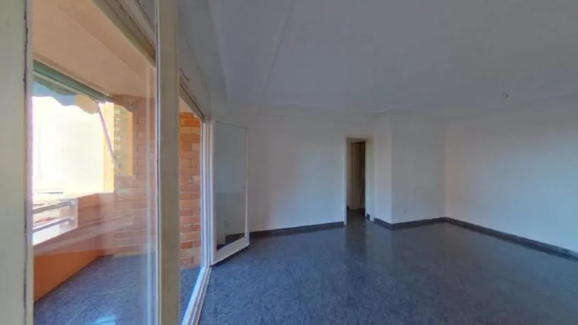 Pièces - Family-Size Flat with Central Location in Tarragona