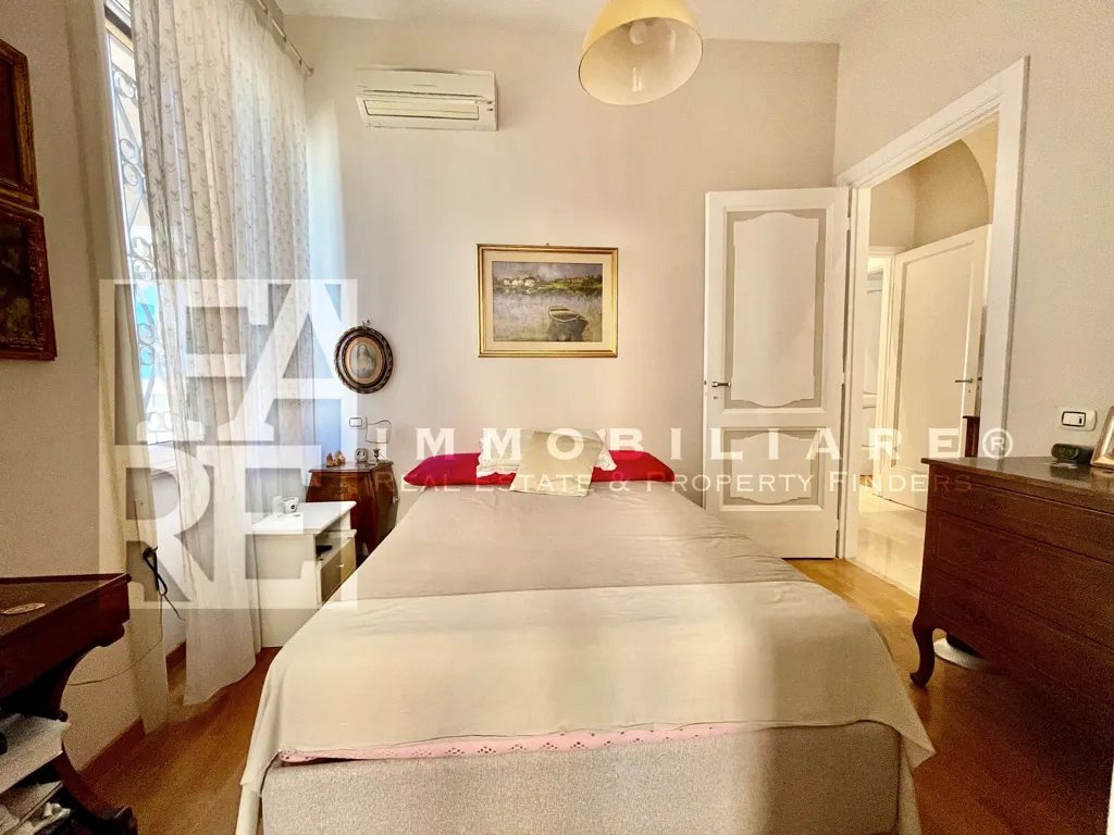 Magamistoad - Renovated Apartment with Private Courtyard in Parioli