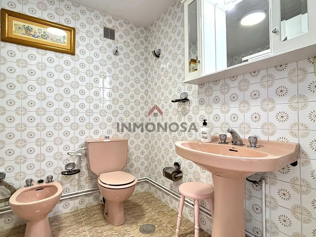 Vannitoad - Apartment with Balcony in Zona Ultramar