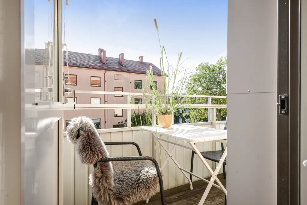 Balcon - Renovated Apartment with Balcony in Gothenburg