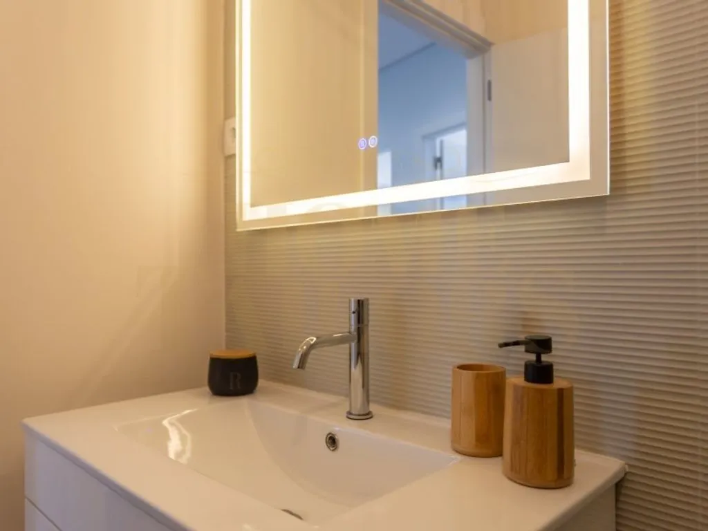 Bagni - Luxury Flat with Panoramic View in Setúbal