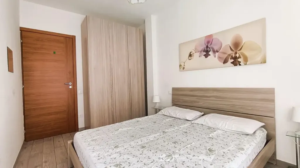 Chambres - Modernised Studio with Balcony in Pisa