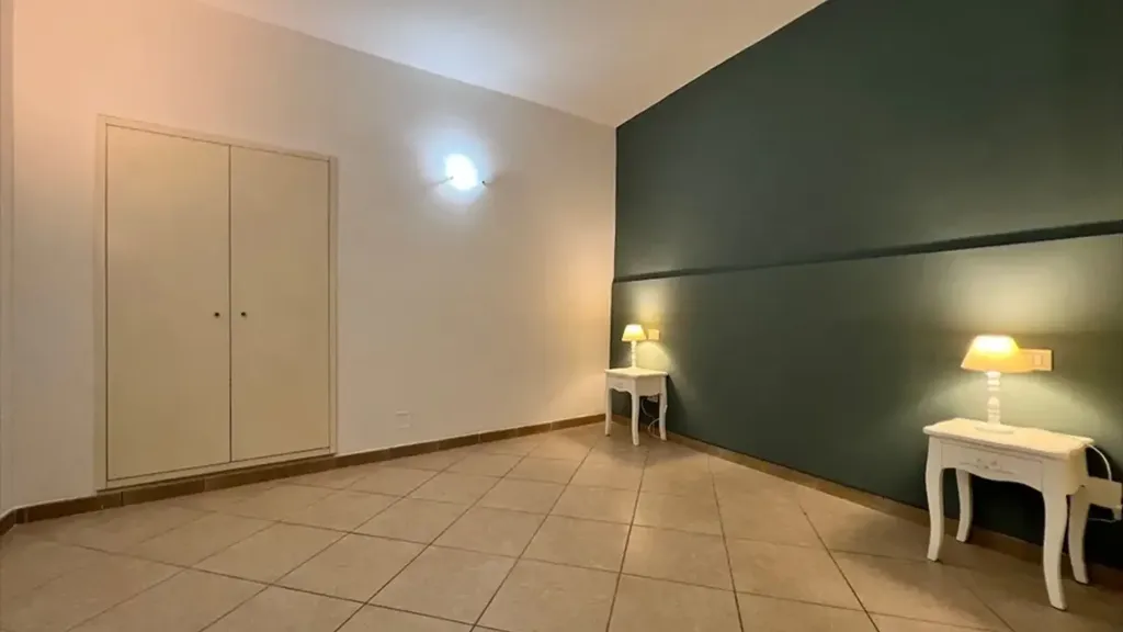 Esik - Restored Townhouse in Chieti Centre
